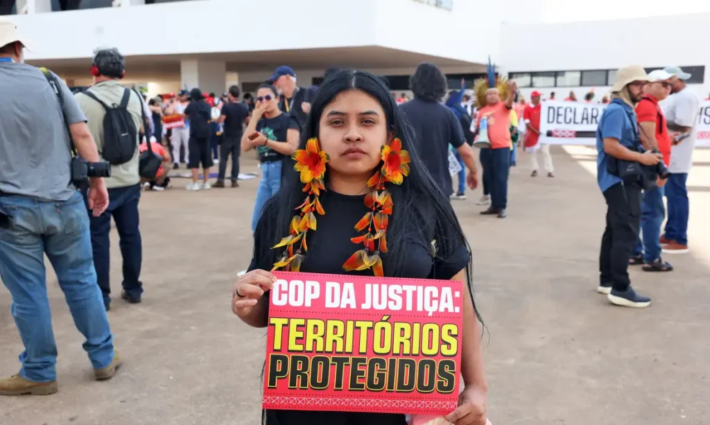 No DF, indígenas pedem demarcações e combate às mudanças climáticas