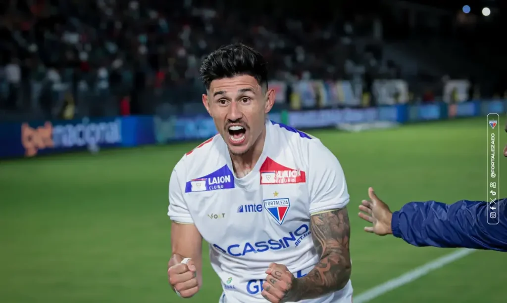 Bareiro marca, Fortaleza vence Bragantino e respira no Brasileirão