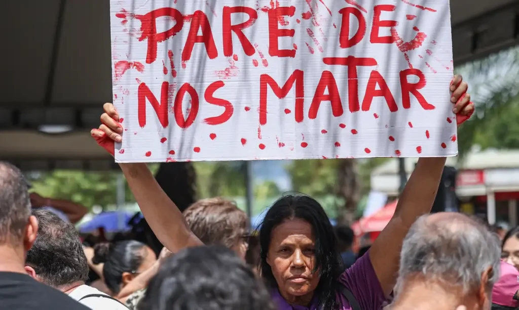 Entidades denunciam agressões às mulheres que disputam cargos